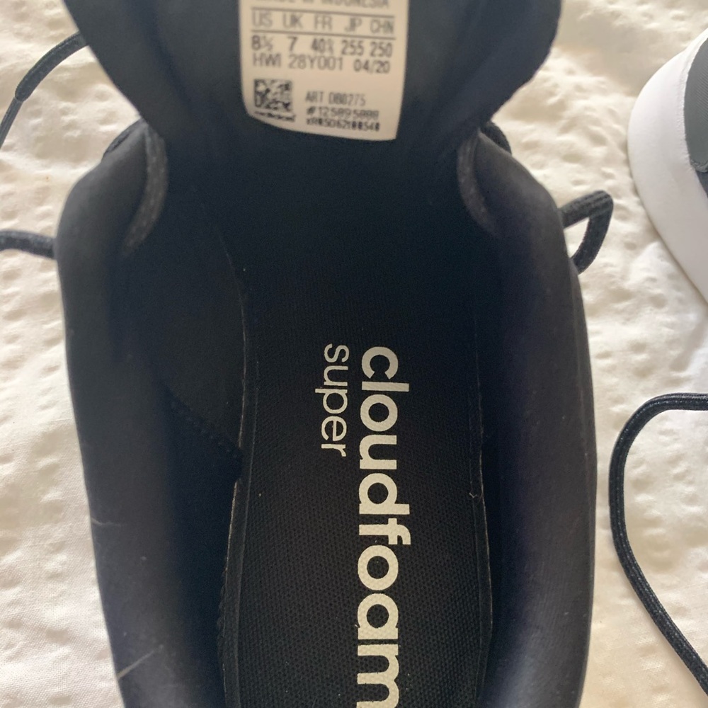 Adidas Cloudfoam Running Shoes - image 3